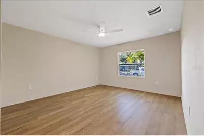 2698 46th Avenue N, Saint Petersburg, FL 33714 - Photo 19