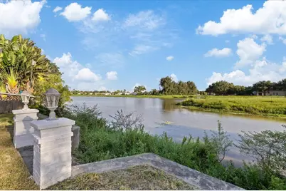 2698 46th Avenue N, Saint Petersburg, FL 33714 - Photo 5