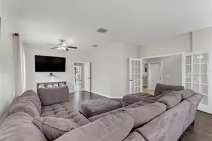 1900 Cardamon Dr, Trinity, FL 34655 - Photo 9