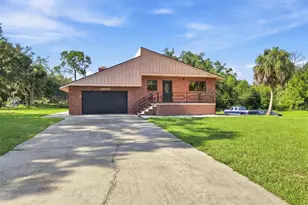 28850 Lindenhurst Dr, Wesley Chapel, FL 33544 - Photo 65