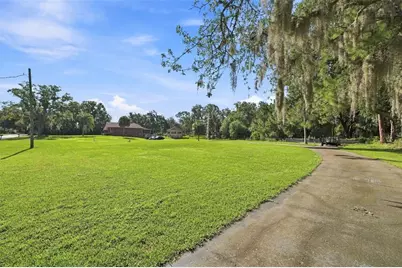 28850 Lindenhurst Drive, Wesley Chapel, FL 33544 - Photo 49