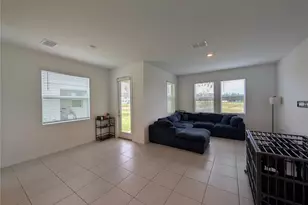 3385 Lapis Lk Dr, Zephyrhills, FL 33541 - Photo 5