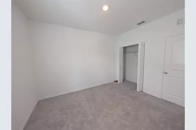 3385 Lapis Lake Drive, Zephyrhills, FL 33541 - Photo 13