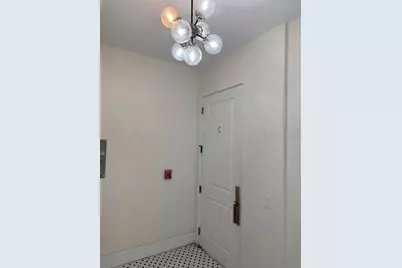 101 W Court Street #c, Tarpon Springs, FL 34689 - Photo 3