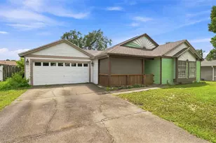13094 Linden Dr, Spring Hill, FL 34609 - Photo 1