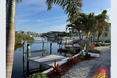 6029 Bayway Court, New Port Richey, FL 34652 - Photo 7