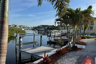 6029 Bayway Ct, New Port Richey, FL 34652 - Photo 7