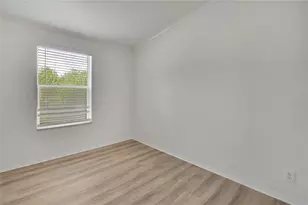 5610 Ramada St, Weeki Wachee, FL 34607 - Photo 29