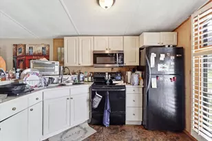 8844 Mike St, Port Richey, FL 34668 - Photo 13