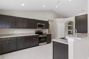 12073 Manassas Ave, Weeki Wachee, FL 34614 - Photo 15