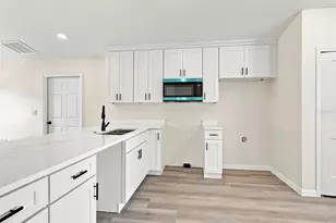 7209 Apache Trail, Spring Hill, FL 34606 - Photo 17