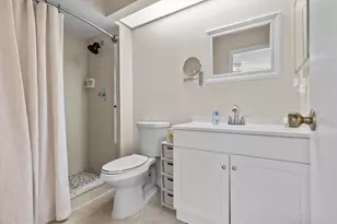 8015 Picketts Ct, Weeki Wachee, FL 34613 - Photo 35