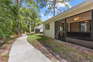 8015 Picketts Ct, Weeki Wachee, FL 34613 - Photo 47