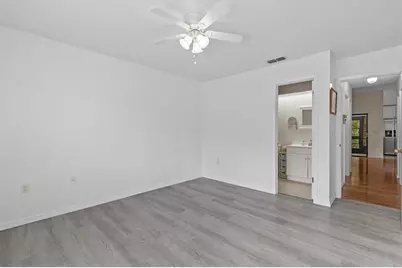 8015 Picketts Court, Weeki Wachee, FL 34613 - Photo 31