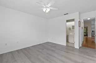 8015 Picketts Ct, Weeki Wachee, FL 34613 - Photo 31