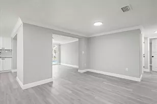 6063 Airmont Dr, Spring Hill, FL 34606 - Photo 9