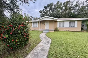 780 26th Ave S, Saint Petersburg, FL 33705 - Photo 1