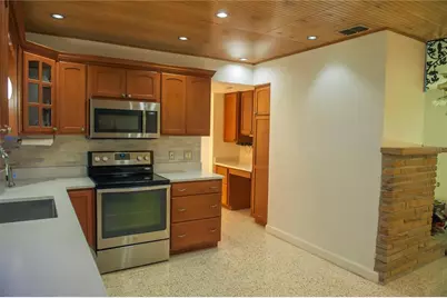 904 Brookside Drive, Clearwater, FL 33764 - Photo 3