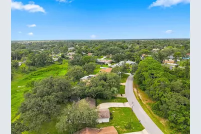 2134 Laredo Avenue, Spring Hill, FL 34608 - Photo 39