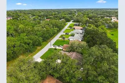 2134 Laredo Avenue, Spring Hill, FL 34608 - Photo 41