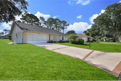 2376 Bent Pine Court, Spring Hill, FL 34606 - Photo 5