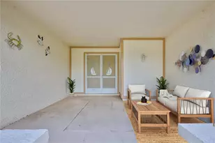 2376 Bent Pine Ct, Spring Hill, FL 34606 - Photo 9