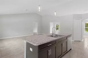12085 Manassas Ave, Weeki Wachee, FL 34614 - Photo 13