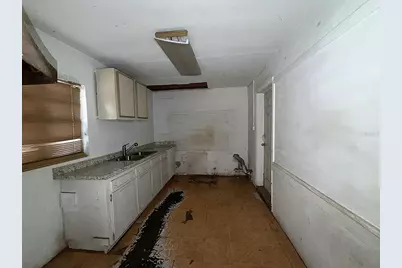 3801 E Osborne Avenue, Tampa, FL 33610 - Photo 21