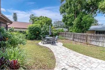 914 Harbor Circle, Palm Harbor, FL 34683 - Photo 35
