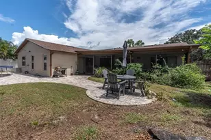 914 Harbor Cir, Palm Harbor, FL 34683 - Photo 37