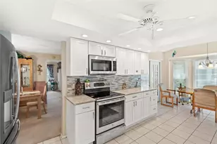 2485 Brooklawn St, Spring Hill, FL 34606 - Photo 15