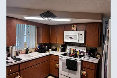 9040 Chatam Lane, Port Richey, FL 34668 - Photo 11