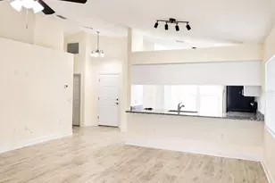 10114 Briar Cir, Hudson, FL 34667 - Photo 3