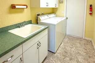 8533 Coral Creek Loop, Hudson, FL 34667 - Photo 17