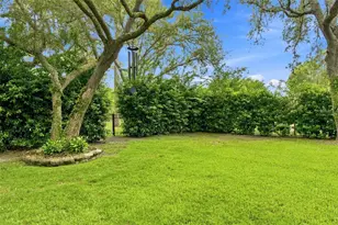 10261 Woodland Waters Blvd, Weeki Wachee, FL 34613 - Photo 31