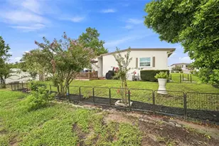 8082 Dellrose Ave, Brooksville, FL 34613 - Photo 35