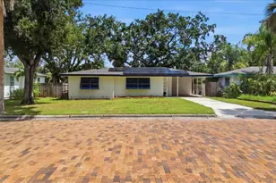 1837 Pasadena Dr, Dunedin, FL 34698 - Photo 1