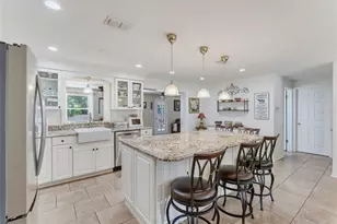 1575 Jasmine Way, Clearwater, FL 33756 - Photo 3