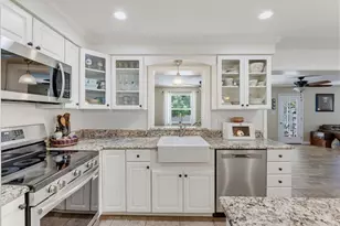 1575 Jasmine Way, Clearwater, FL 33756 - Photo 5