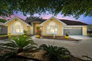12728 Flamingo Pkwy, Spring Hill, FL 34610 - Photo 1