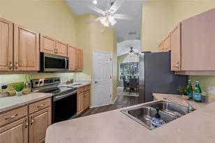 12728 Flamingo Pkwy, Spring Hill, FL 34610 - Photo 17