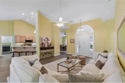12728 Flamingo Parkway, Spring Hill, FL 34610 - Photo 11