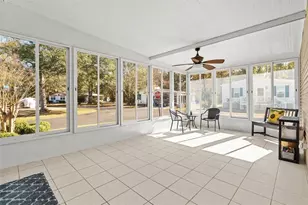 2973 Kingswood Cir, Brooksville, FL 34604 - Photo 9