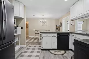 9122 Dupont Ave, Spring Hill, FL 34608 - Photo 15
