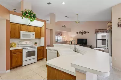 430 Candlestone Court, Spring Hill, FL 34609 - Photo 11