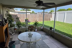 7405 Oakshire Dr, Port Richey, FL 34668 - Photo 7