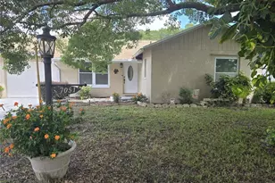 7051 Vallejo Way, New Port Richey, FL 34655 - Photo 1