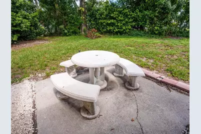 1630 Byrnedale Court, Palm Harbor, FL 34684 - Photo 27