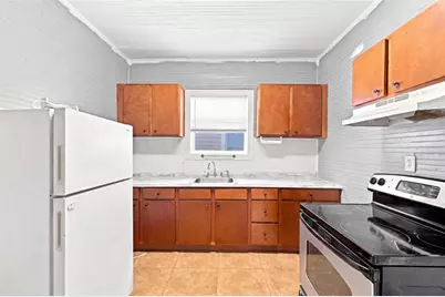 1609 E Lake Avenue, Tampa, FL 33610 - Photo 9