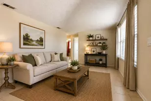 2414 Tahitian Dr, Holiday, FL 34691 - Photo 5